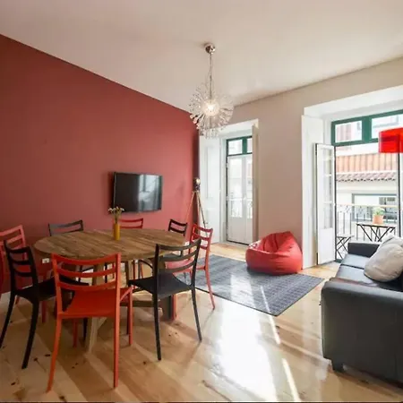 Ld Apartments~supercentral~ac~balcony~chiado Apartamento *