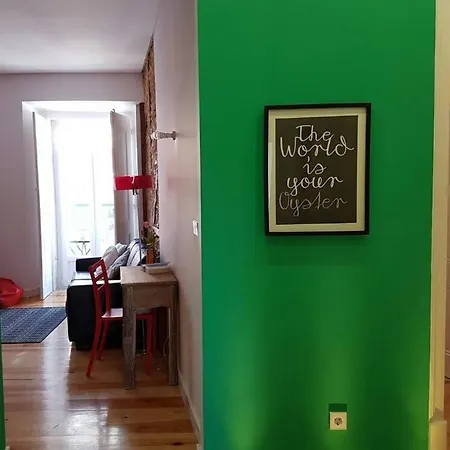 Ld Apartments~supercentral~ac~balcony~chiado